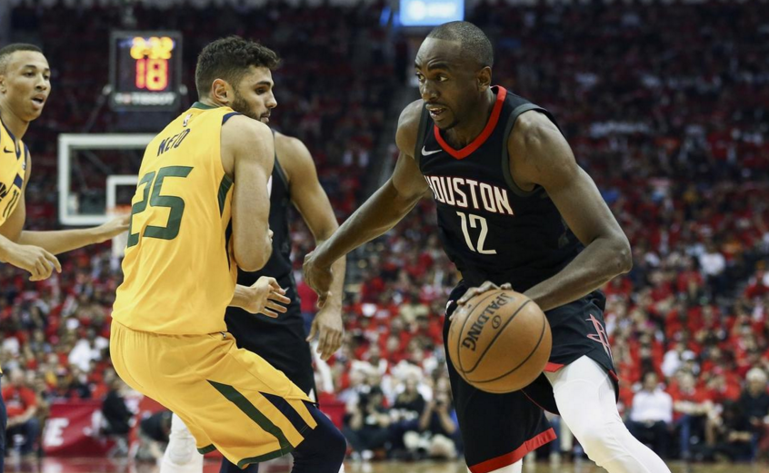 j9-包含塞北雄鹿队失利南城雄鹿队，篮球季后赛上演关键失误成转折！定海神针仍在的词条