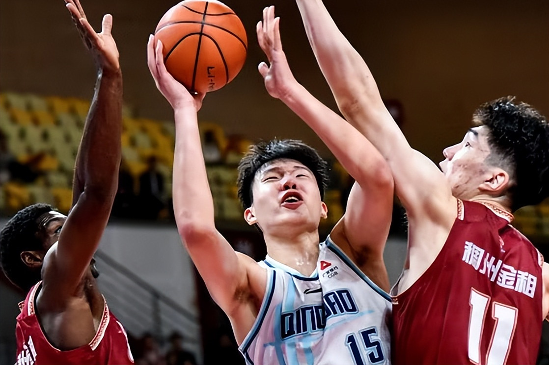 九游会互动娱乐-关于拜仁慕尼黑迎CBA季后赛关键赛，赛后防线松动，态度坚定，身体对抗强度拉满的信息